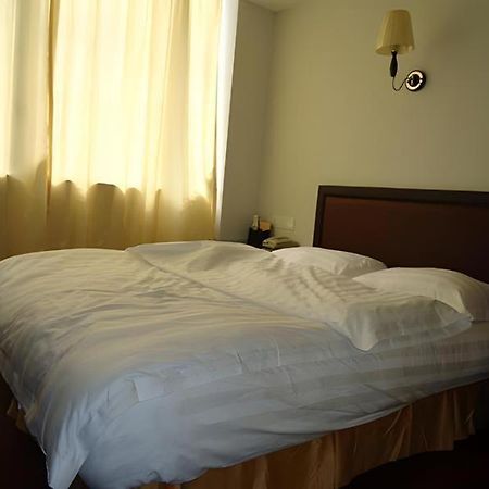 Aditya Hotel Куала Лумпур Екстериор снимка